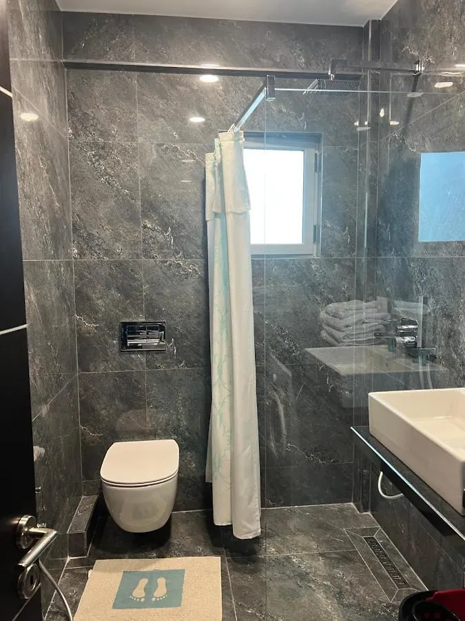 Lorenso Guest House Sarande